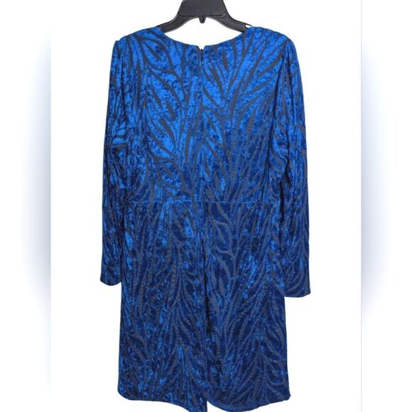 Torrid Blue Velvet Zebra Sheer Burnout Faux Wrap Tie Front Bodycon Dress 16W - Picture 4 of 7